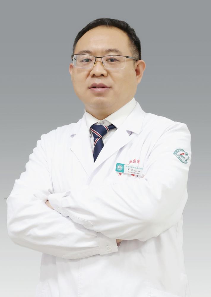 薛彪